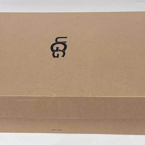 UGG Classic Cardi cabled knit boots burnt cedar - Picture 8 of 12